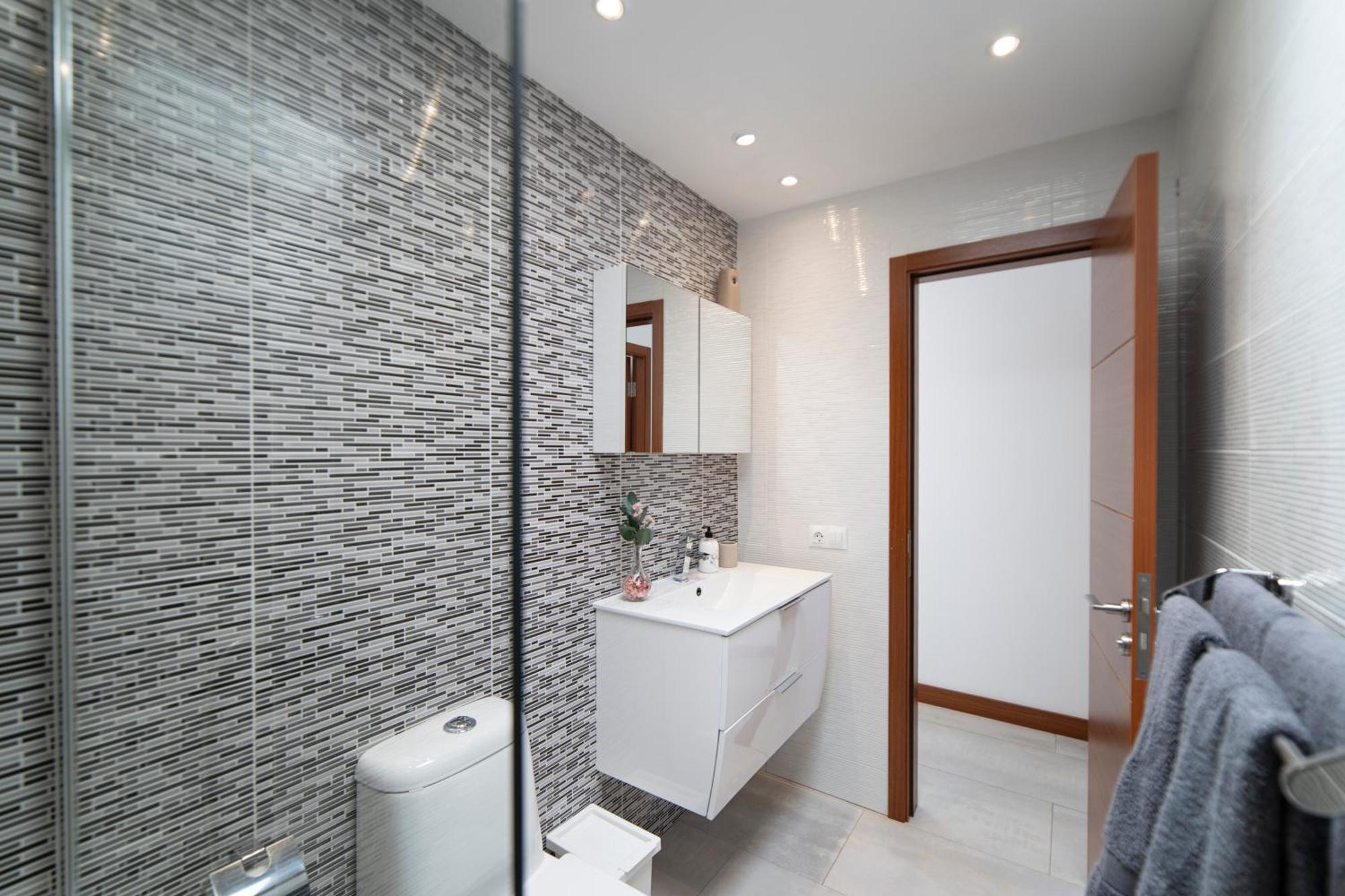 Ocean Wave - Sea Views - Private Pool Willa